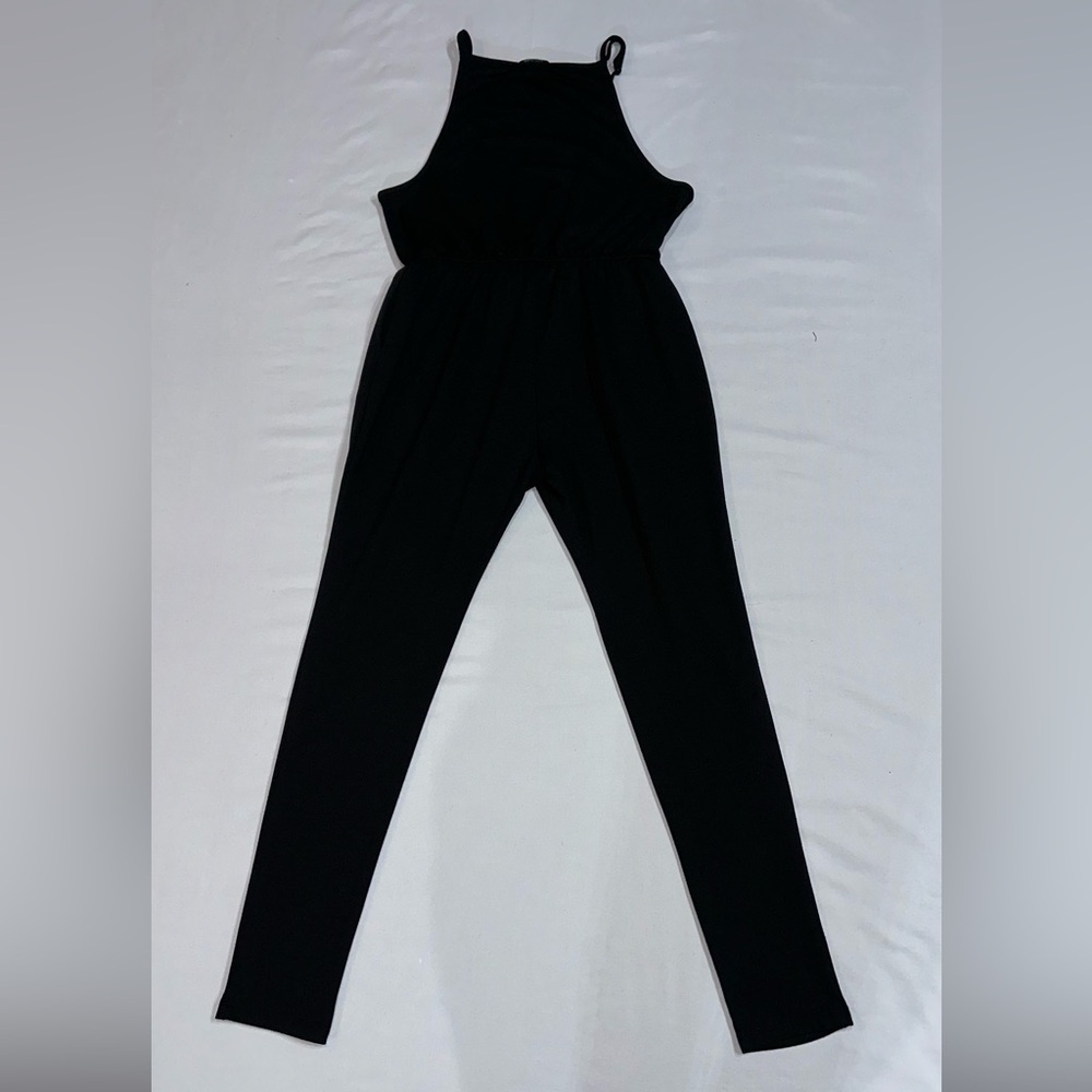 Chic Black Sleeveless Jumpsuit